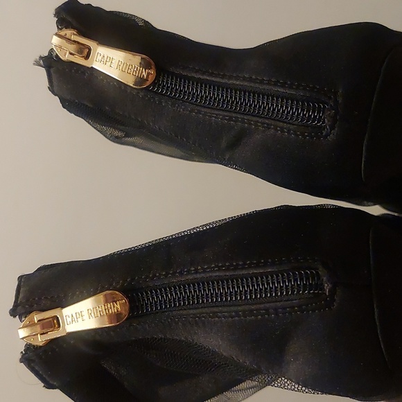 Cape Robbin Open Toe High Heels - Picture 7 of 10